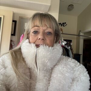 PINK Victoria's Secret Plush Teddy Jacket - Cream